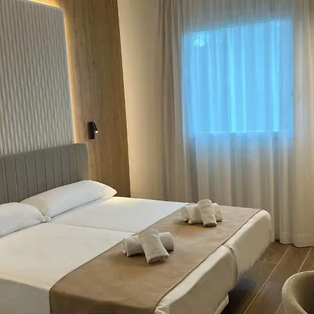 Mlc San Sebastian Hotel *