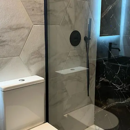 Mlc San Sebastian Hotell