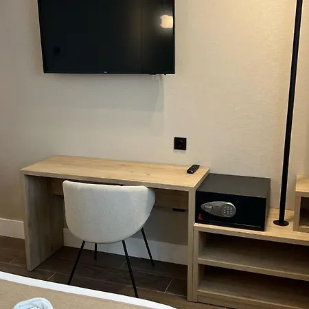 ホテル Mlc San Sebastian *